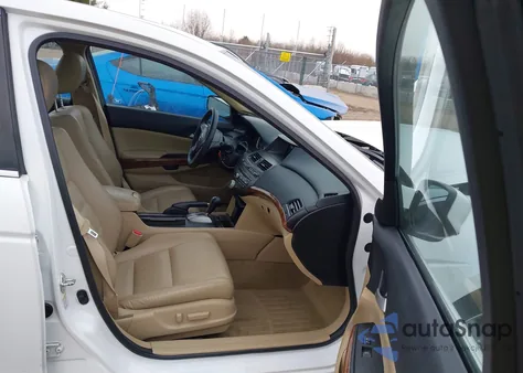 2012 Honda Accord 3.5 Ex-L z USA, uszkodzony, nr VIN 1HGCP3F83CA041567